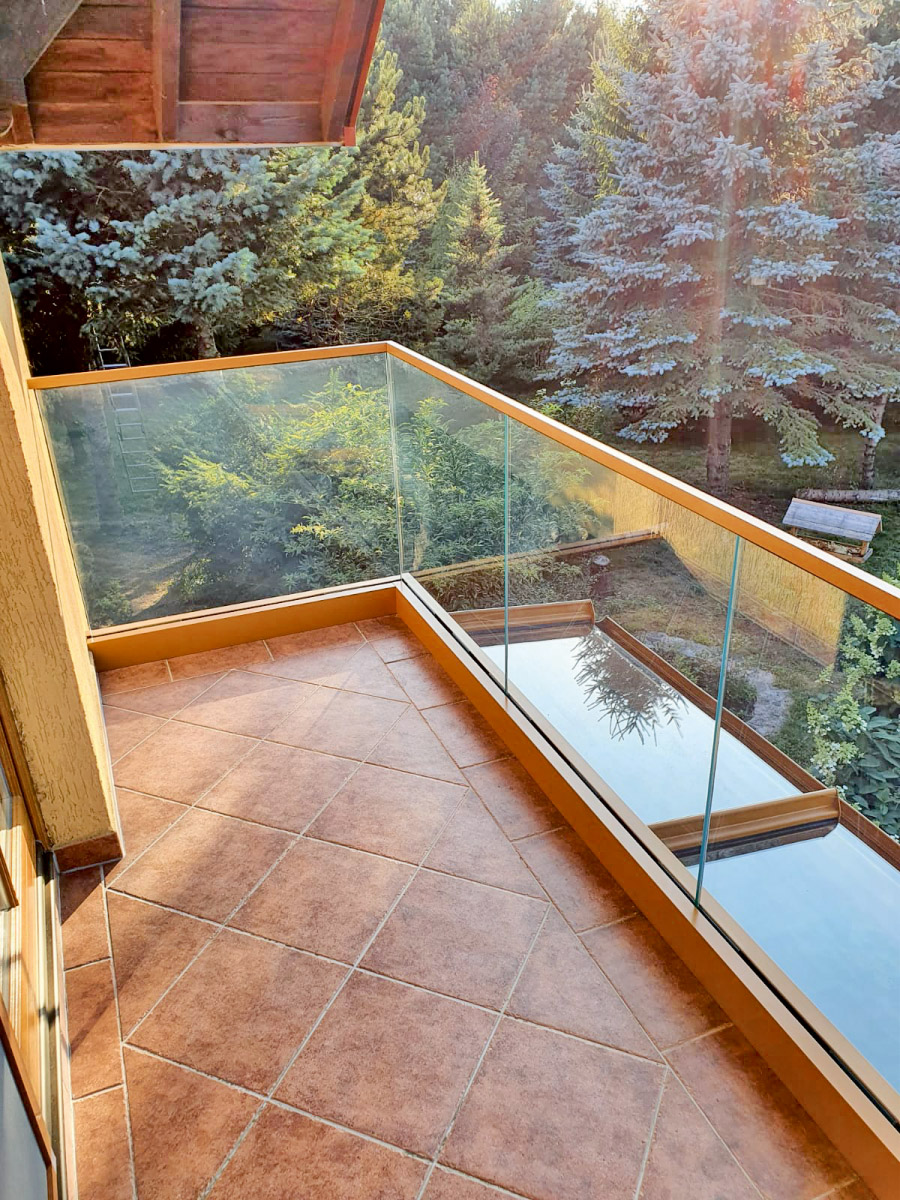 Balcony View Frame Frameless frame systems for balcony enclosures, producer Poland